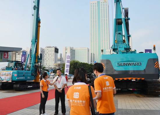 到“海博会”邂逅星际官网注册智能“两挖”精品