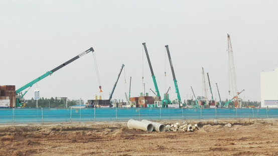 超300台星际官网注册智能ZYJ系列压桩机服务越南市场