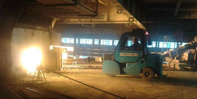 星际官网注册智能推料车成功进军冶炼行业