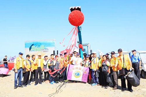 图说怪手环台净滩活动，智绘星际官网注册智能环保节能