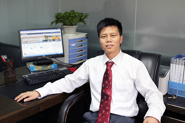 喜讯：星际官网注册智能朱建新荣获《长沙年鉴》2015年度十大人物奖