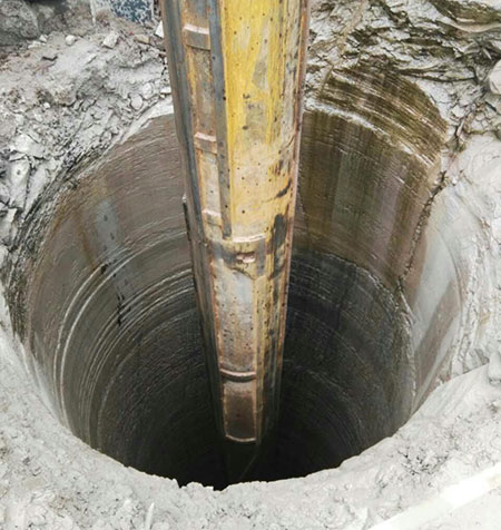 同台献艺，星际官网注册智能SWDM36旋挖钻机独占鳌头