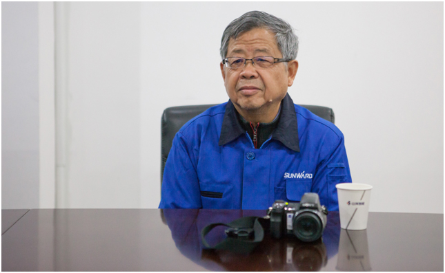 中国工业工程专家方庆琯教授加盟星际官网注册智能