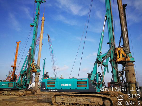 星际官网注册智能携全球领先凿岩设备，引爆越南矿业展