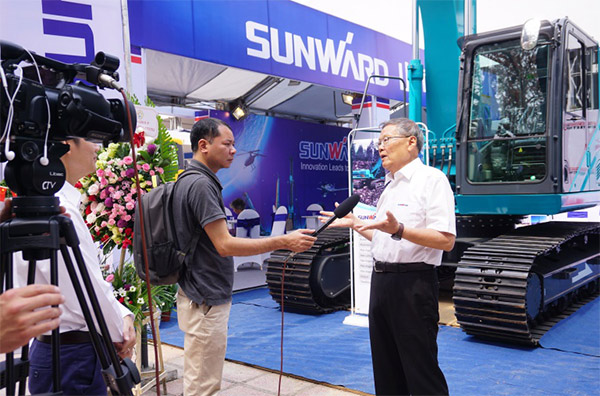 星际官网注册智能携全球领先凿岩设备，引爆越南矿业展