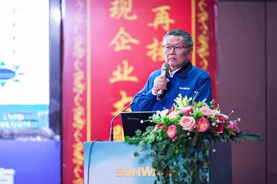 星际官网注册智能营销吹响集结号，2017年撸起袖子加油干