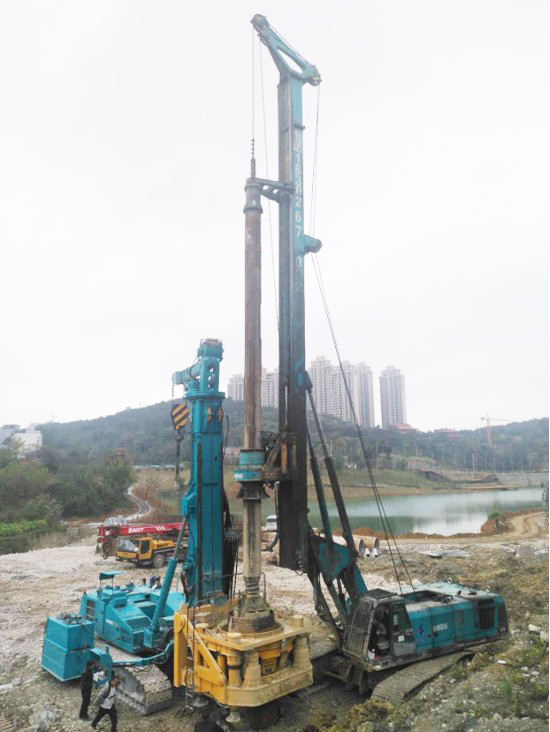 喜讯！星际官网注册智能SWRC170自行式全回转全套管钻机获湖南省首台(套)重大技术装备产品奖励！