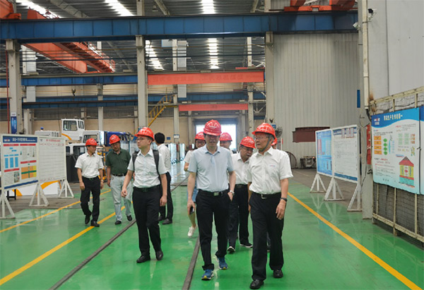 科技部高技术中心副主任袁建湘考察调研星际官网注册智能