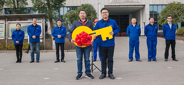 情人节牵手成功，星际官网注册智能SWDM520“我爱你”出嫁了