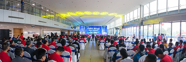 红四月，星际官网注册智能挖掘机促销会节节攀升