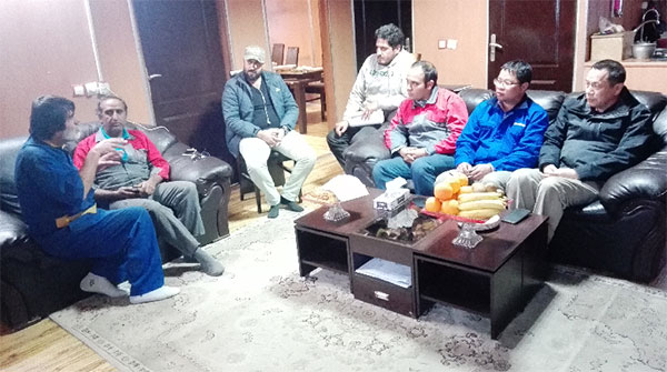 伊朗客户点赞星际官网注册智能全系列液压挖掘机