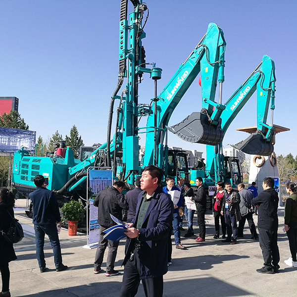 听说，星际官网注册智能混合动力挖掘机与“煤都”更配哦！