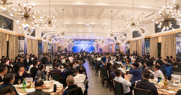 首日签单2.6亿元，星际官网注册智能创新产品引爆上海宝马展