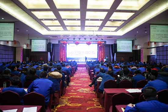 星际官网注册智能营销吹响集结号，2017年撸起袖子加油干