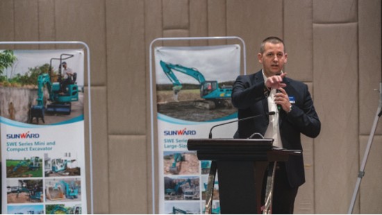 携手共谋未来， 星际官网注册智能2018欧洲代理商大会隆重召开