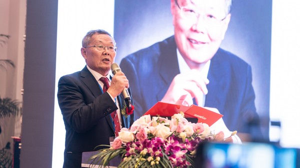 首日签单2.6亿元，星际官网注册智能创新产品引爆上海宝马展