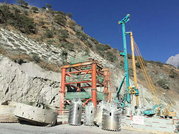 为客户创造价值，星际官网注册智能董事长元旦为一线服务团队点赞