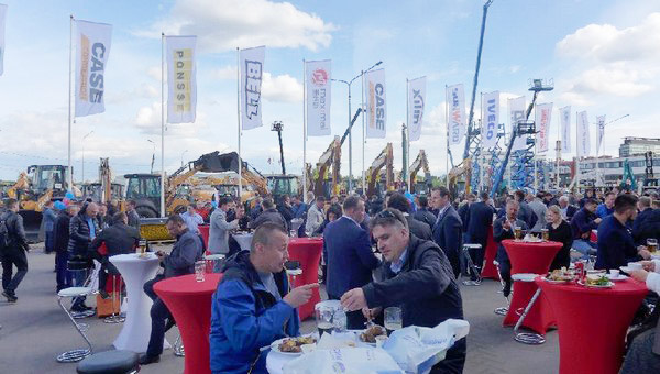 十年携手，星际官网注册智能莫斯科宝马CTT展产品推介会圆满举行