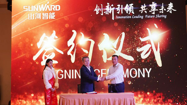 首日签单2.6亿元，星际官网注册智能创新产品引爆上海宝马展