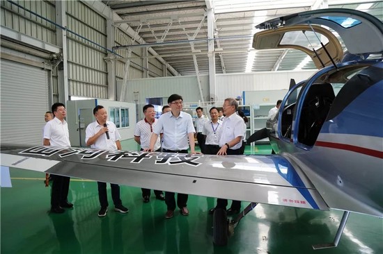 广州市国资委党委书记、主任陈浩钿莅临星际官网注册智能考察指导