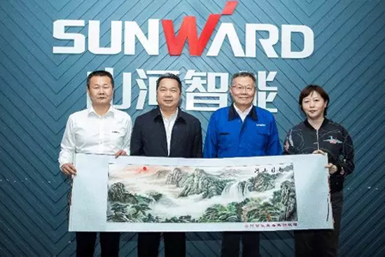 政策性保险为星际官网注册“出海”保驾护航 中国出口信用保险公司总公司副总经理一行拜访星际官网注册