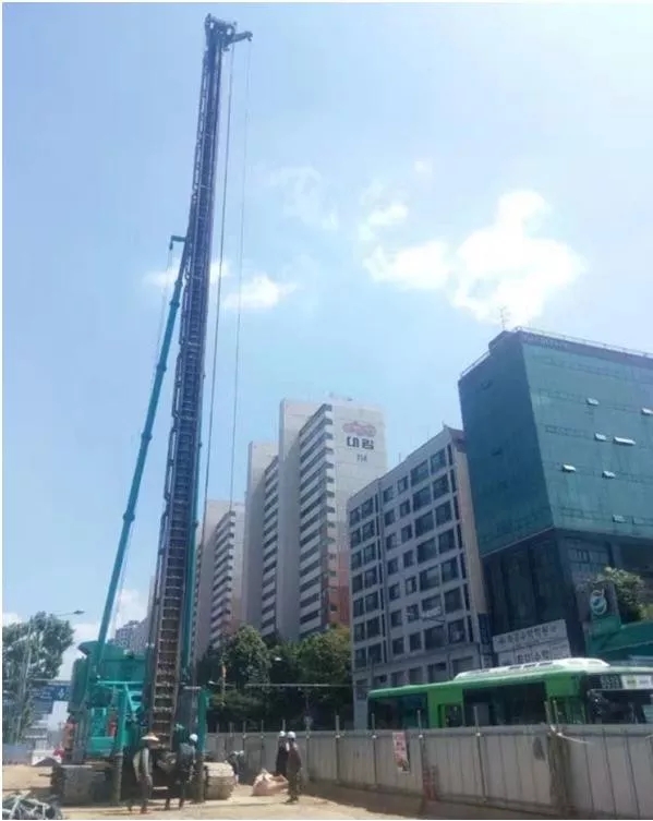 国产的骄傲！星际官网注册智能SWCH600-125M全液压履带桩架