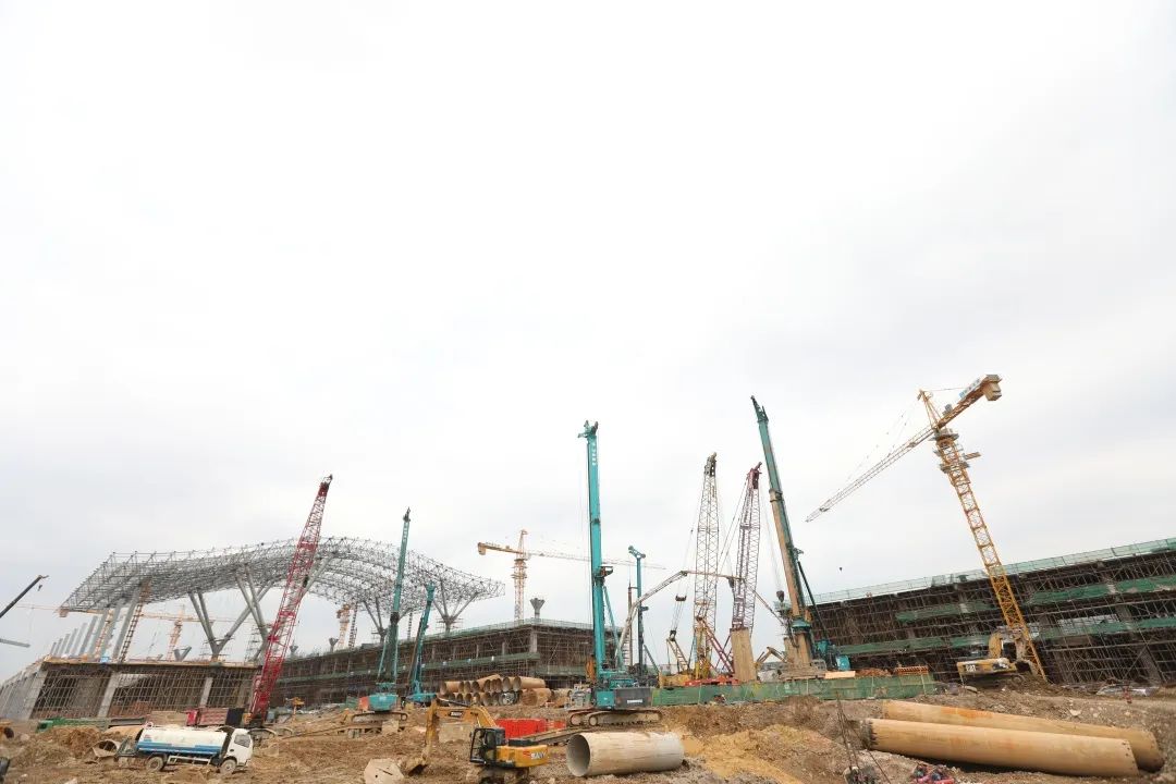 星际官网注册机群“染绿”贵阳机场扩建工地