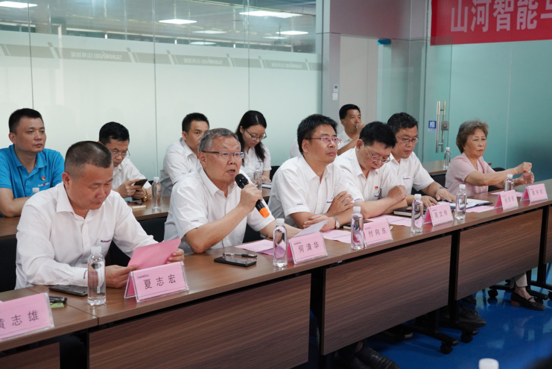 星际官网注册学院（星际官网注册党校）揭牌暨星际官网注册智能与湖南大学人才培养战略合作签约仪式圆满举行