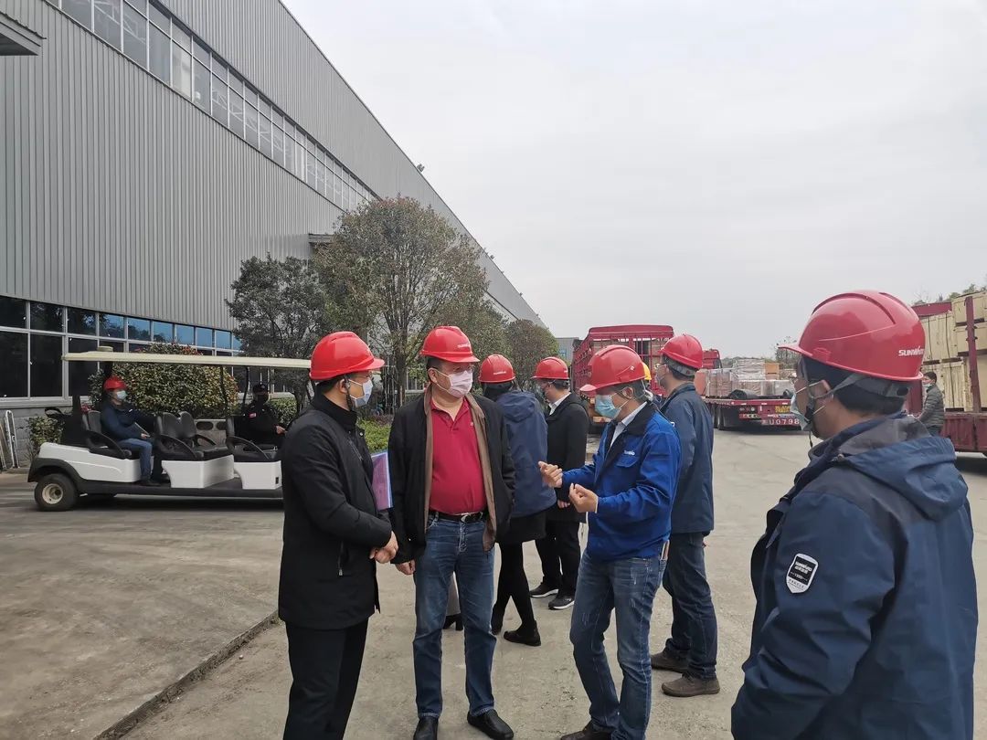 市工信局调研星际官网注册智能国家先进集群竞赛项目