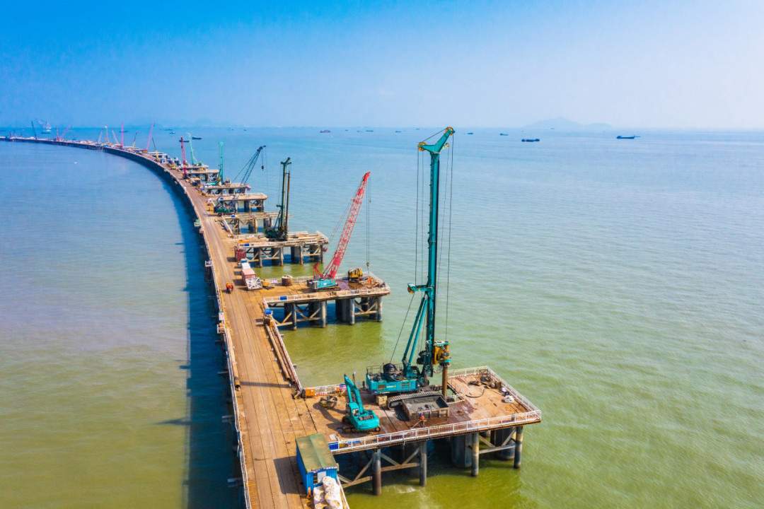 深度参与粤港澳大湾区建设，星际官网注册智能“一体两翼”发展战略取得重大突破