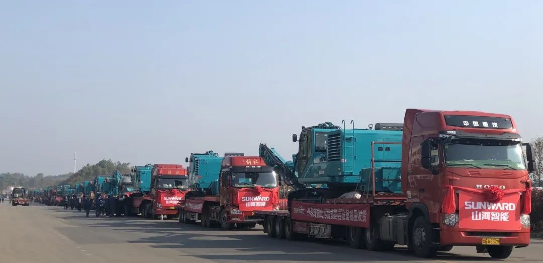 战“疫”捷报频传来！星际官网注册智能凿岩、起重设备批量发车