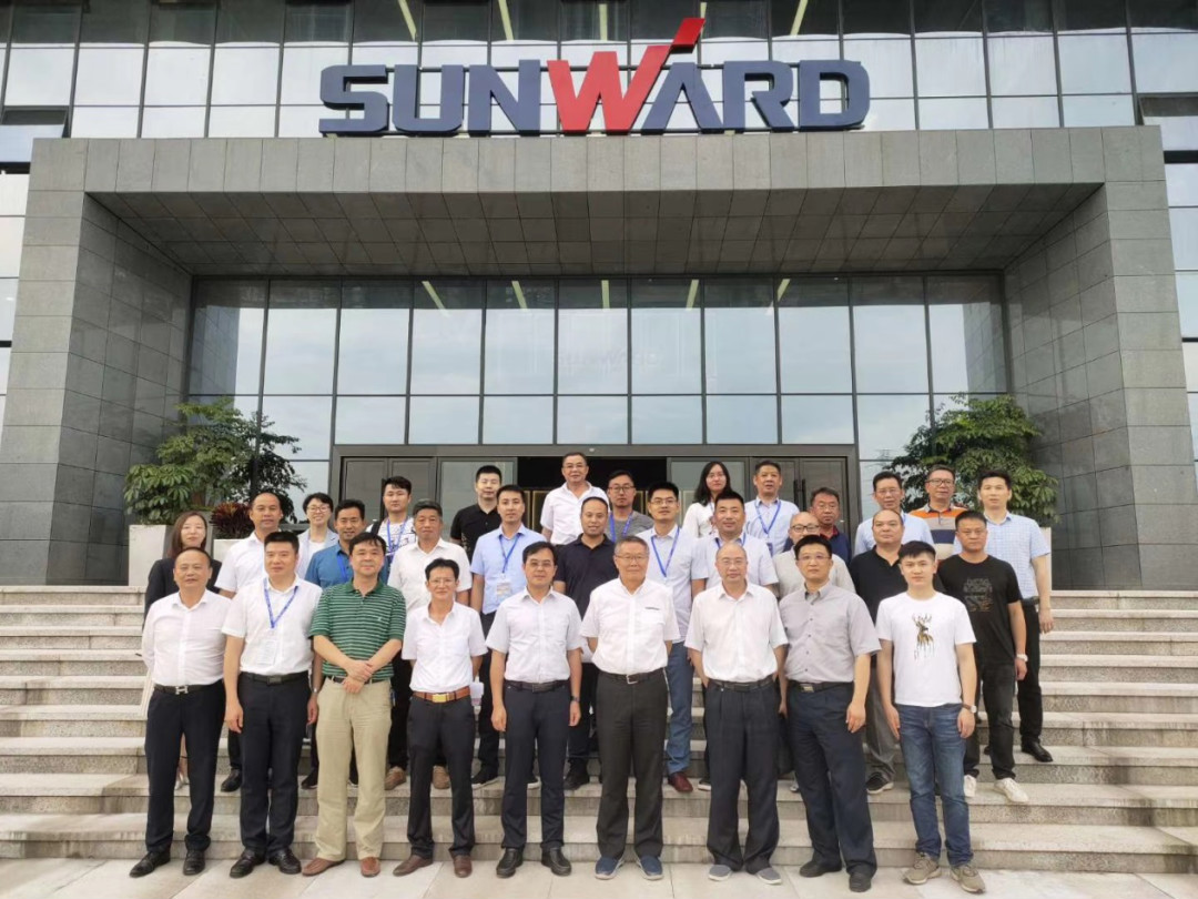 省工程机械产业与铸造产业合作对接会在星际官网注册智能举行