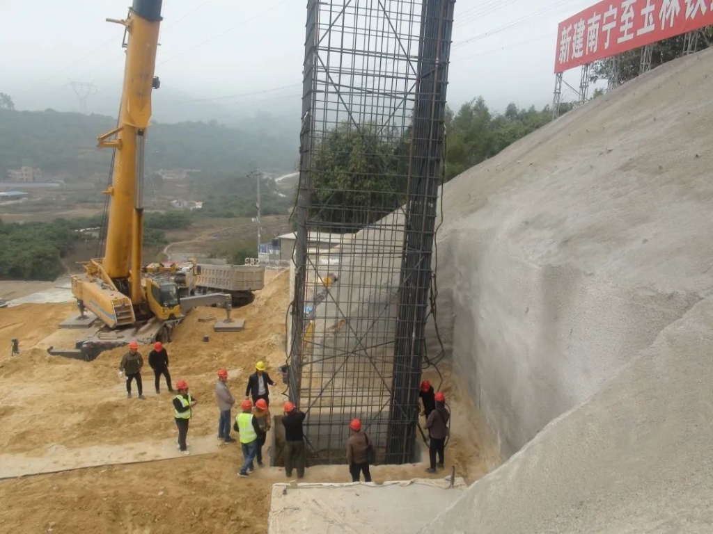 星际官网注册智能携手贵州地矿，创造南玉新速度