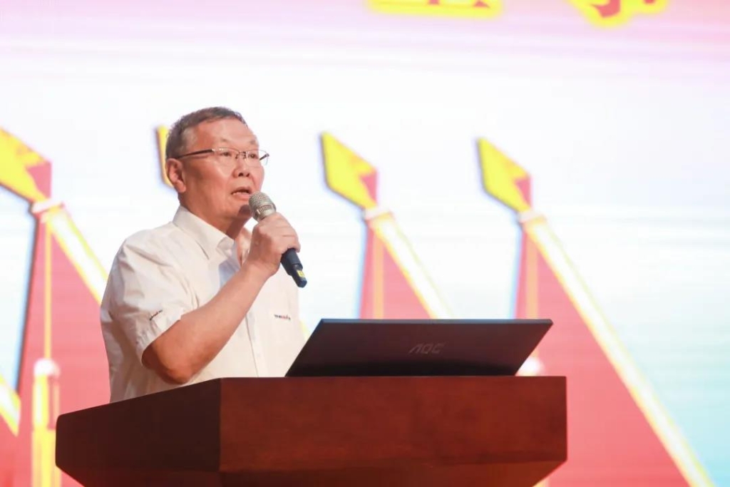 凝心聚力 迎接挑战 共赢星际官网注册 ——星际官网注册智能五届三次“双代会”胜利召开