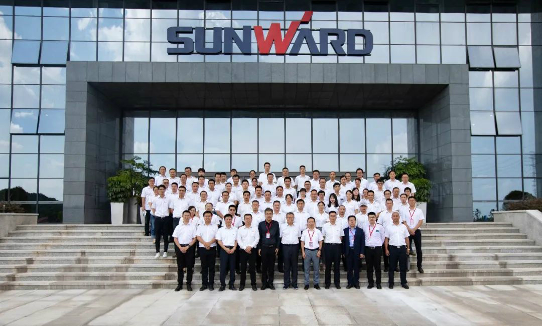 星际官网注册智能携手鼎捷软件，以数字力量共谱营运新篇章