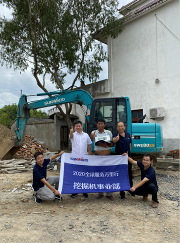 感恩相伴 关爱相随——星际官网注册智能合肥泰骏服务万里行