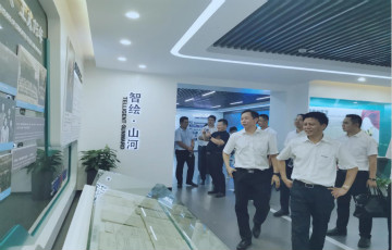 合作共赢 星际官网注册智能5G时代快速到来 湖南联通党委书记、总经理谭明到访星际官网注册智能