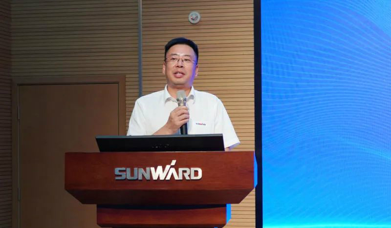 星际官网注册智能携手鼎捷软件，以数字力量共谱营运新篇章