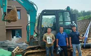 感恩相伴 关爱相随——北京星际官网注册服务万里行