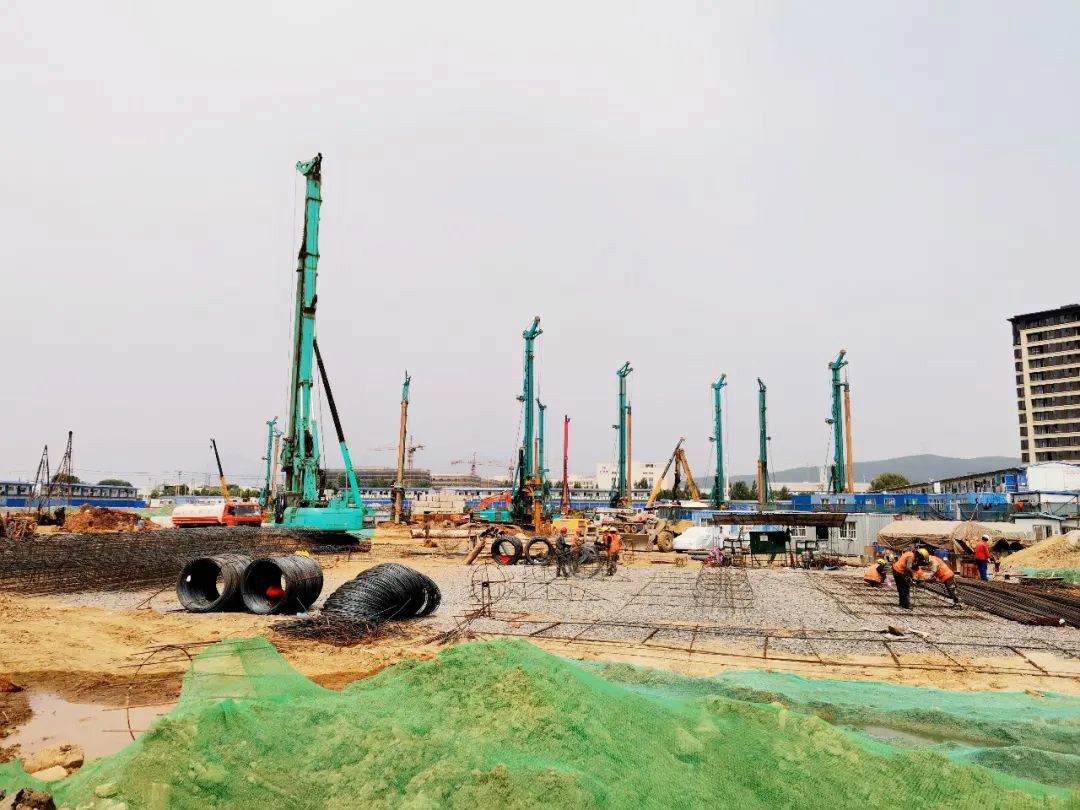 效率两倍于对手！星际官网注册智能旋挖钻机大连扬威名