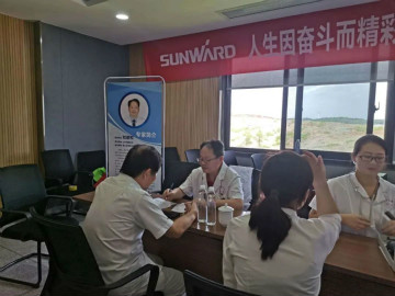 关爱科技工作者健康——健康科普进企业走进星际官网注册智能