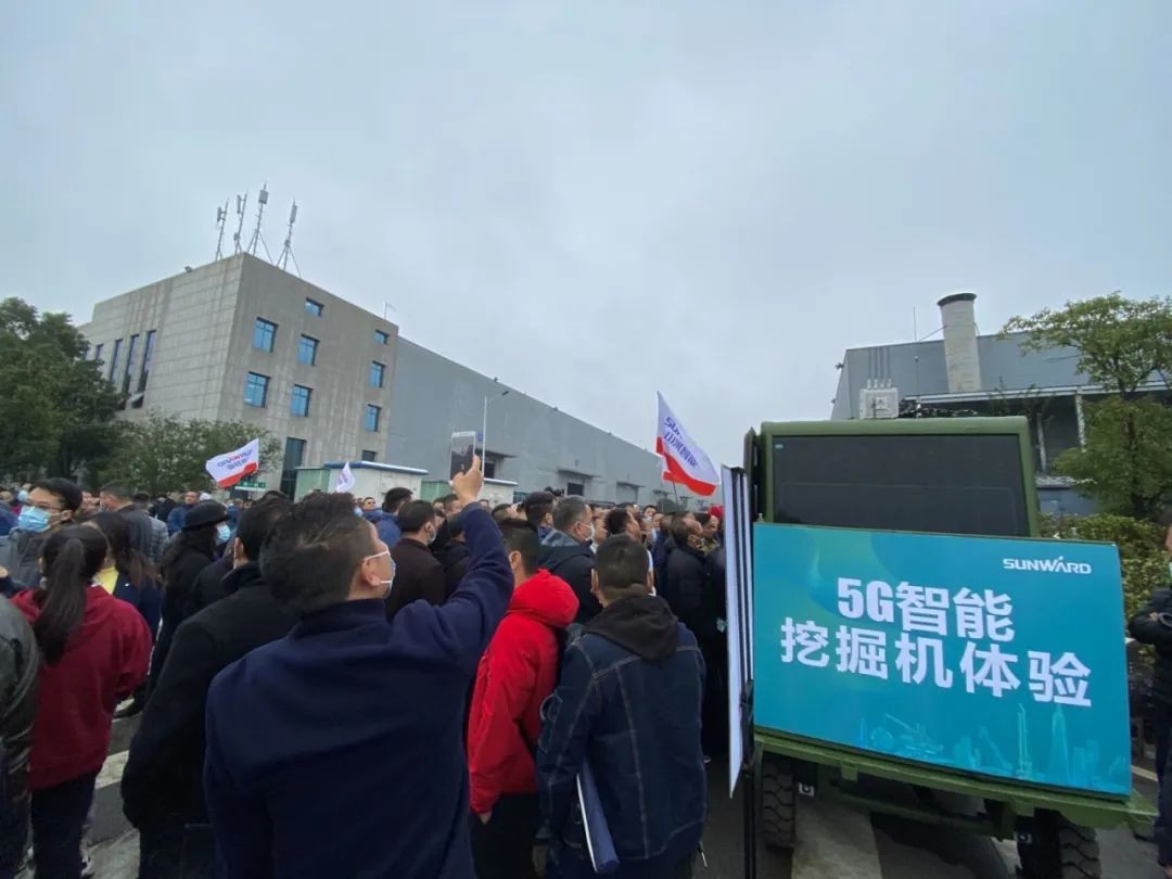 守正创新拓星际官网注册 星际官网注册智能闪耀2020上海宝马展