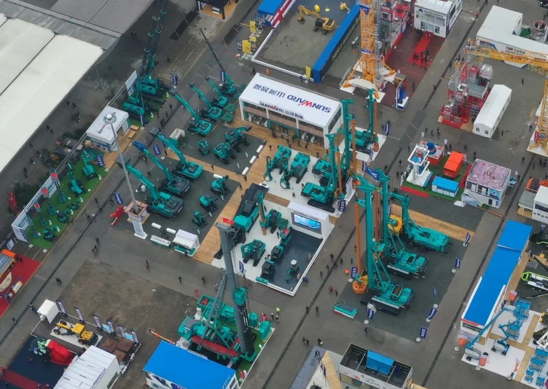 守正创新拓星际官网注册 星际官网注册智能闪耀2020上海宝马展