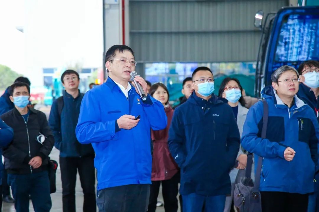 2020航天先进制造技术国际研讨会代表团考察星际官网注册智能