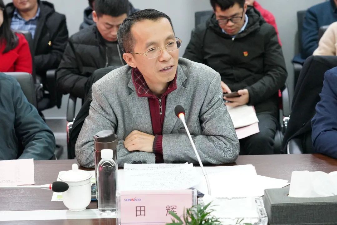 省工信厅青年干部理论学习走进星际官网注册智能