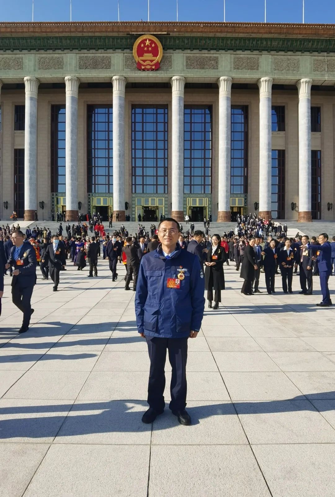 星际官网注册智能召开全国劳动模范郝鹏载誉归来分享会