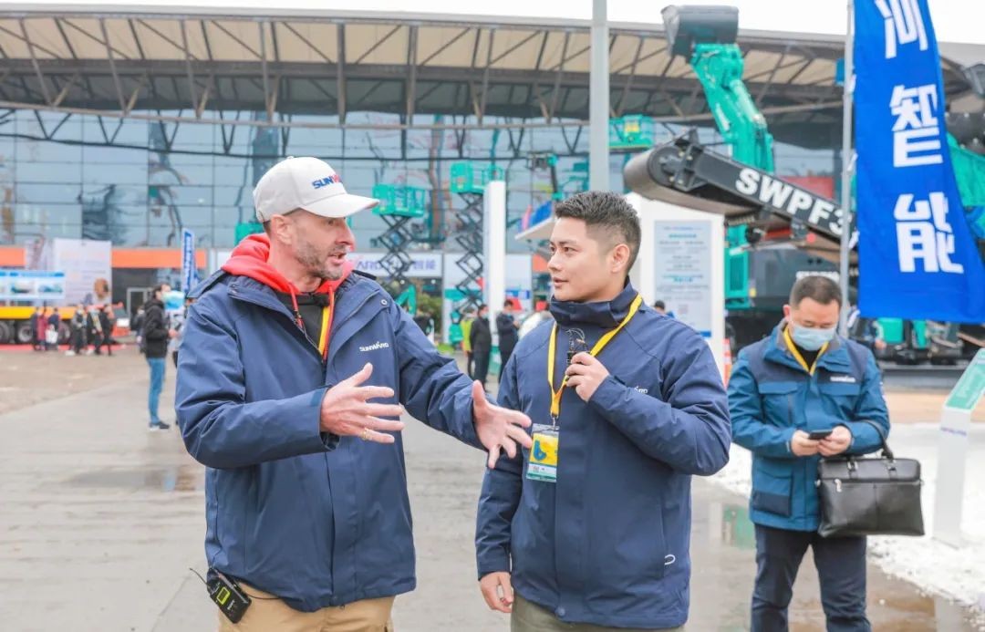 守正创新拓星际官网注册 星际官网注册智能闪耀2020上海宝马展