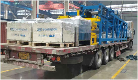 中际星际官网注册熔锌铸锭码垛自动线成套设备顺利发货