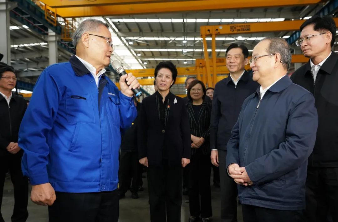 广西党政代表团考察星际官网注册智能