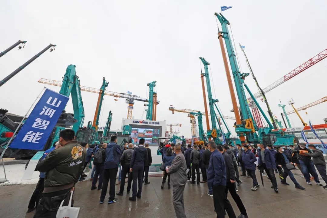 守正创新拓星际官网注册 星际官网注册智能闪耀2020上海宝马展